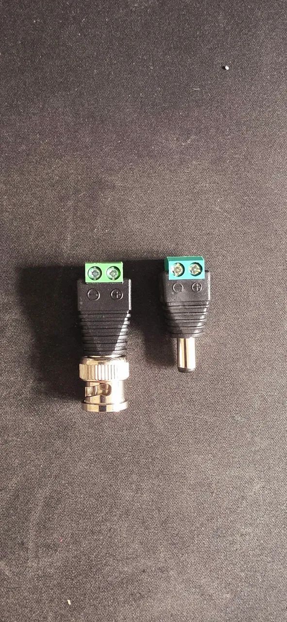 Par conector BNC e P4 novo
