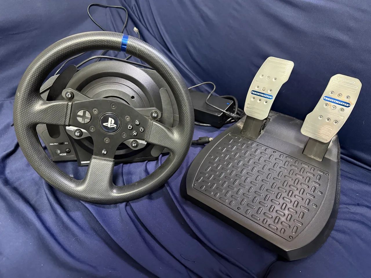 Volante Thrustmaster T300  - Foto 3