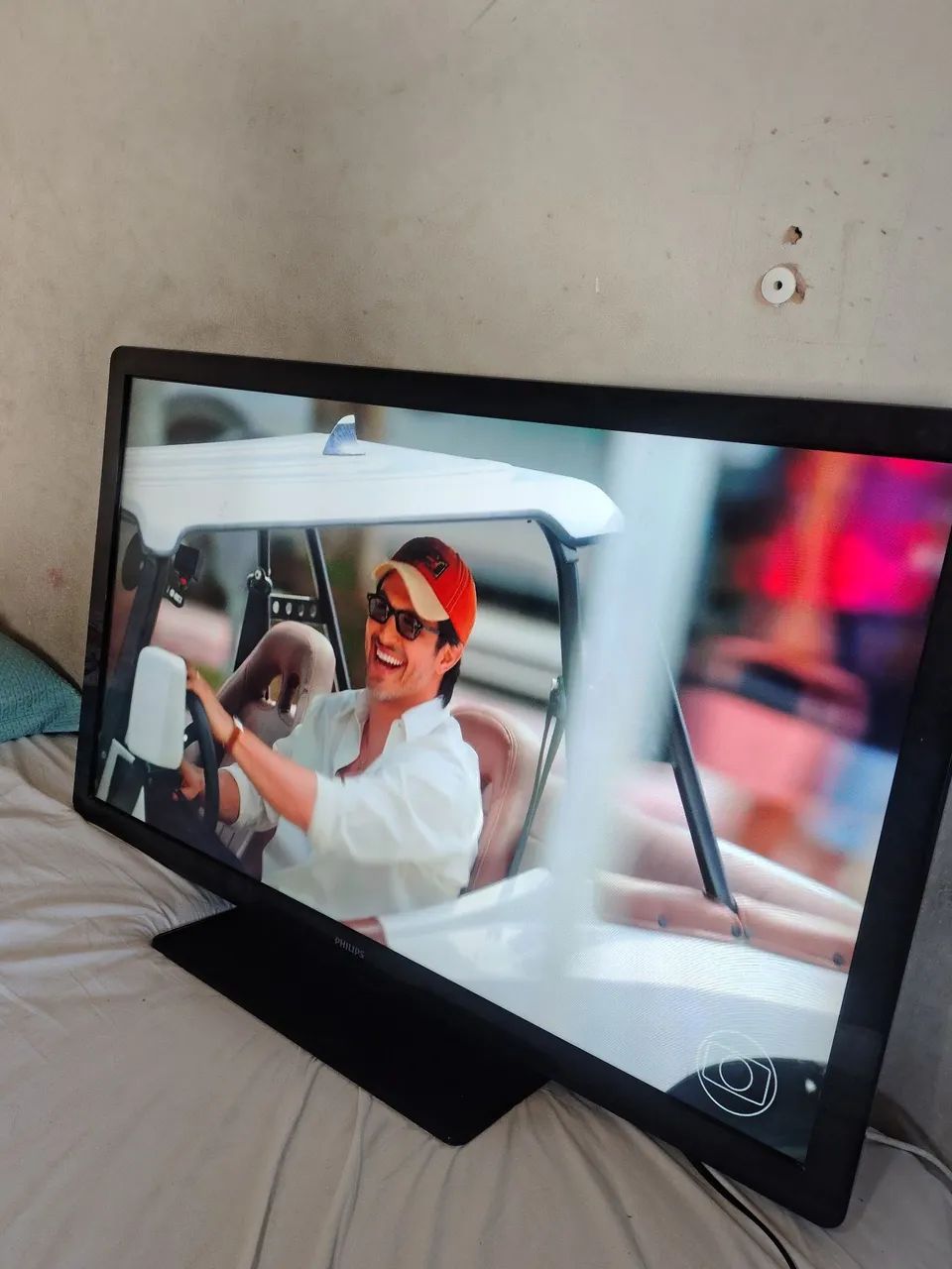 Vendo tv Philips de 47 polegadas 