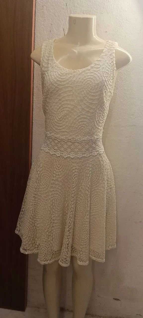 Vestido de renda - Foto 2