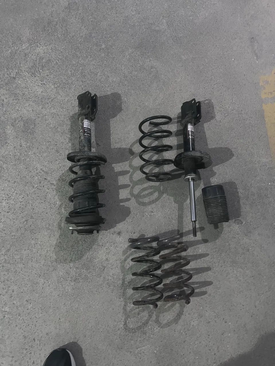 Suspensão Celta/Corsa - Foto 2