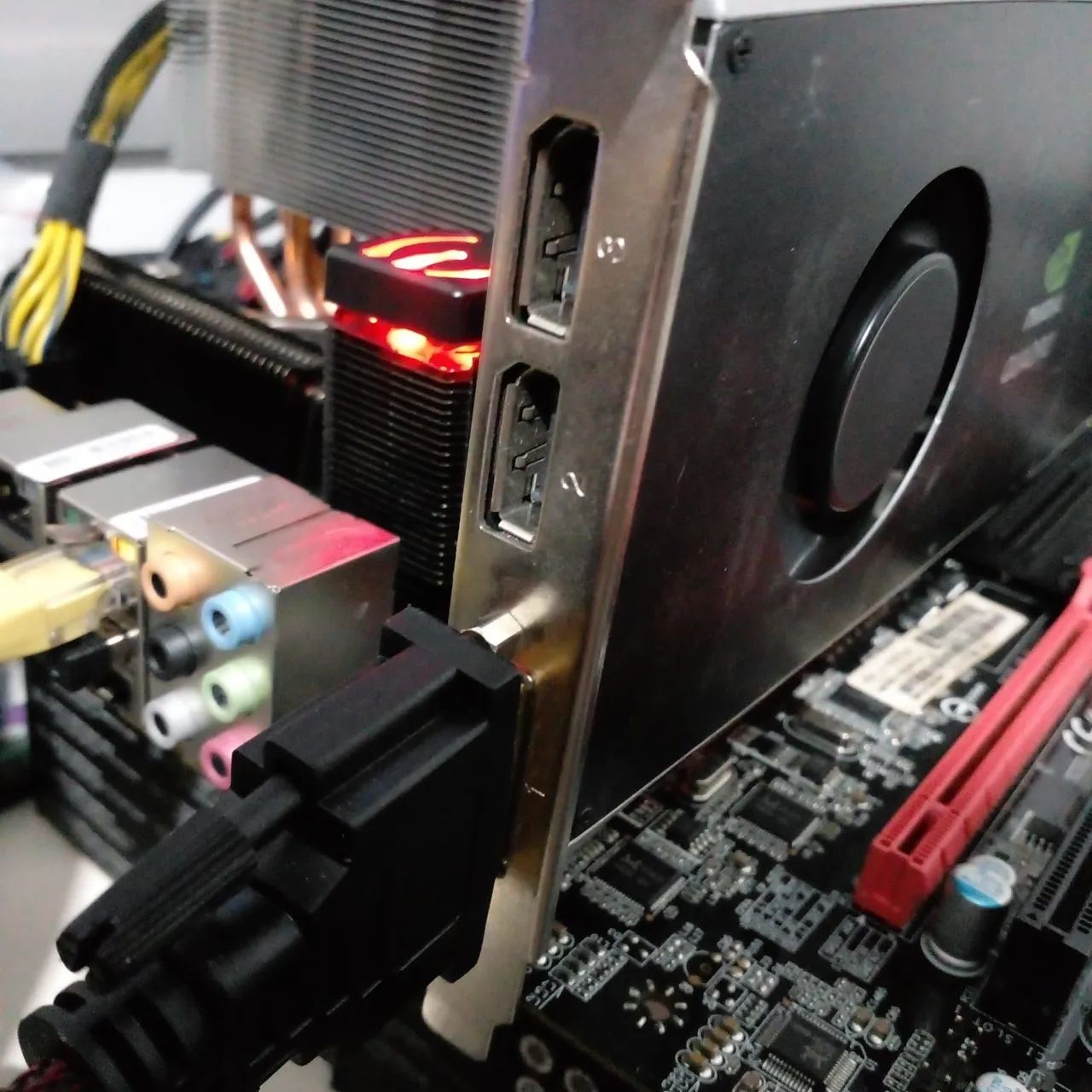 NVIDEA QUADRO FX 3800 - 1GB - Foto 4