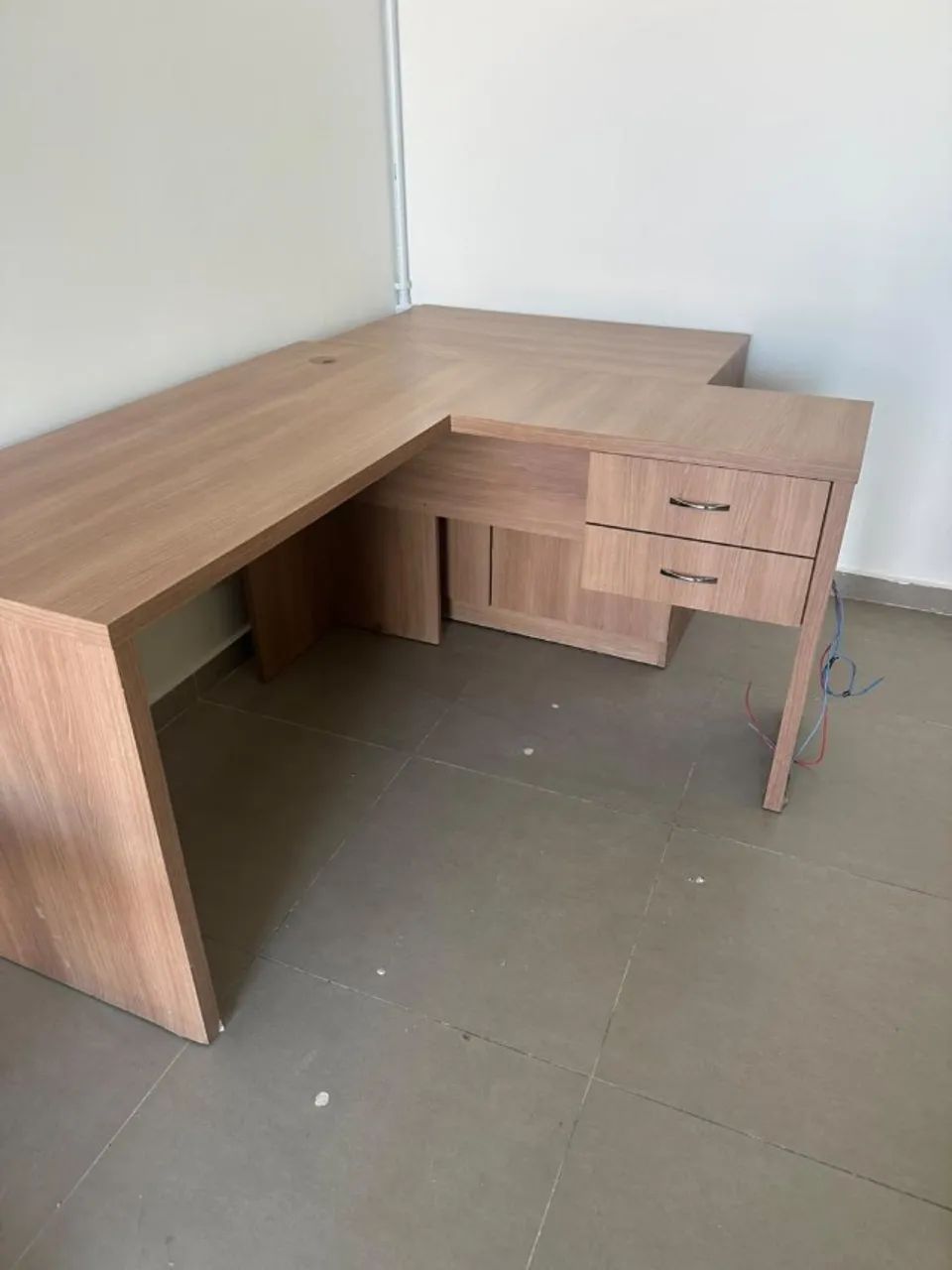 Mesa de Escritório 