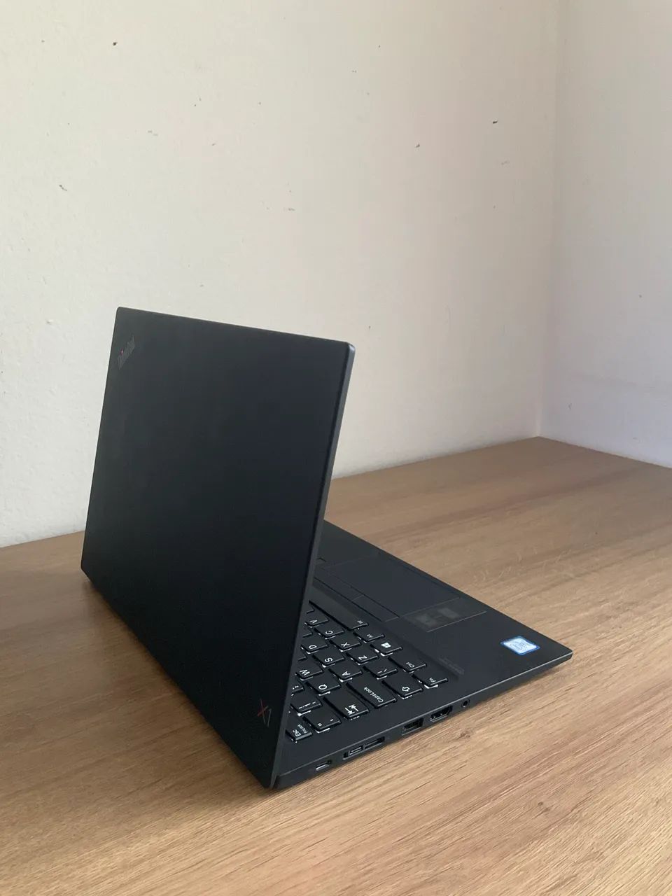 Thinkpad X1 Garbon Gen7 i7-8th 16gb ram tela resolução UHD