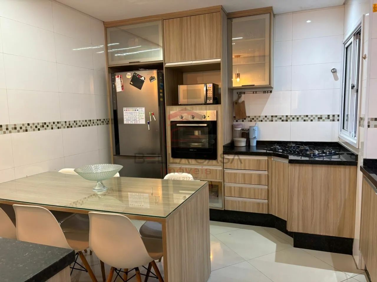 Casa ampla e bem distribuída, com 140 m² de área construída - Foto 4