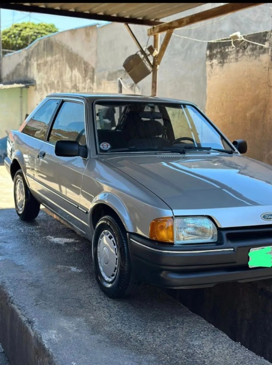 Ford Escort GL 1.6i / 1.6 1989