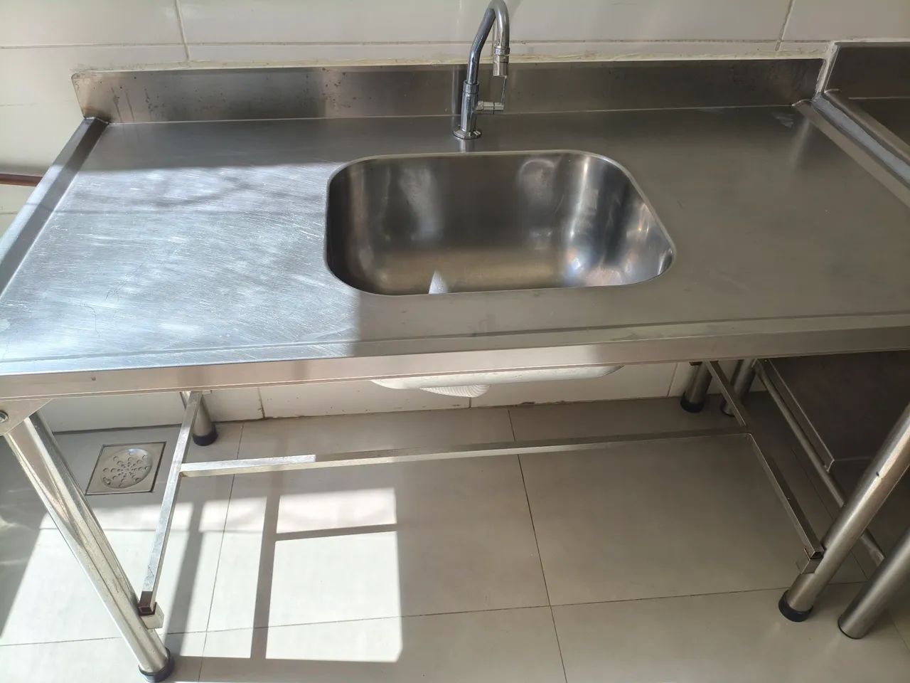 Mesas e Pias  Inox - Foto 3