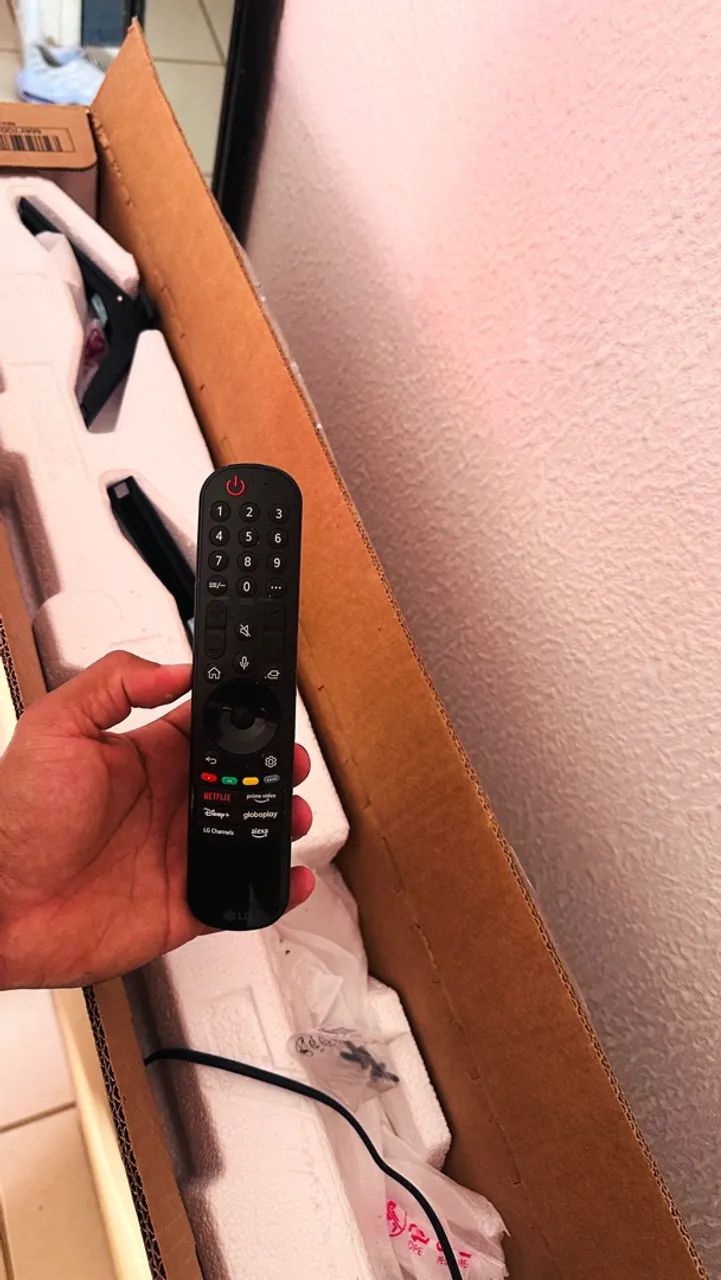 TV LG UHD AIThinQ 55 polegadas pra trocar a tela  - Foto 4