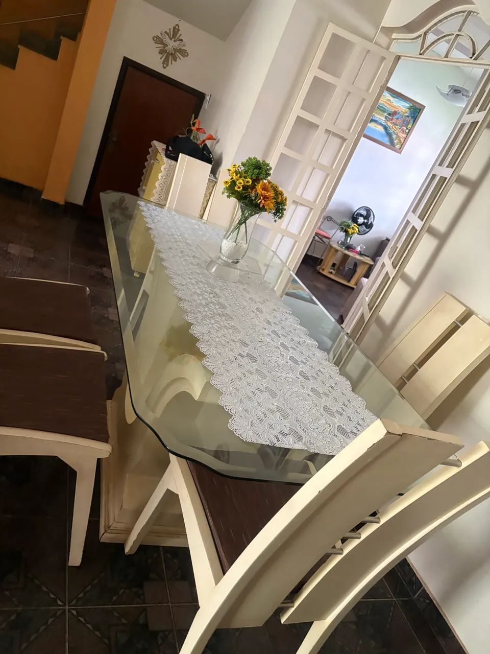 Mesa com tampo de vidro e 4 cadeiras - Foto 2