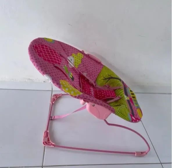 Cadeirinha vibratória infantil  - Foto 2