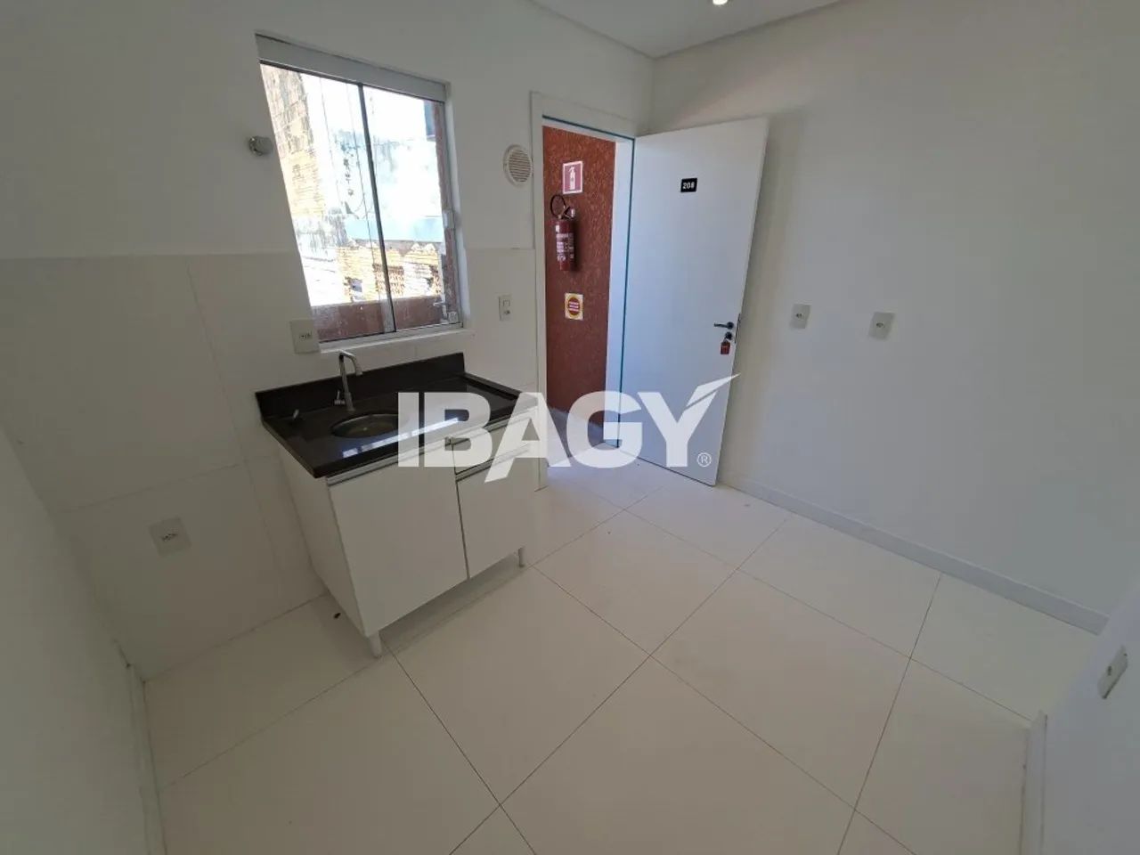 Excelente Apartamento 1 dormitório(s) em Capoeiras - Florianópolis - Foto 2