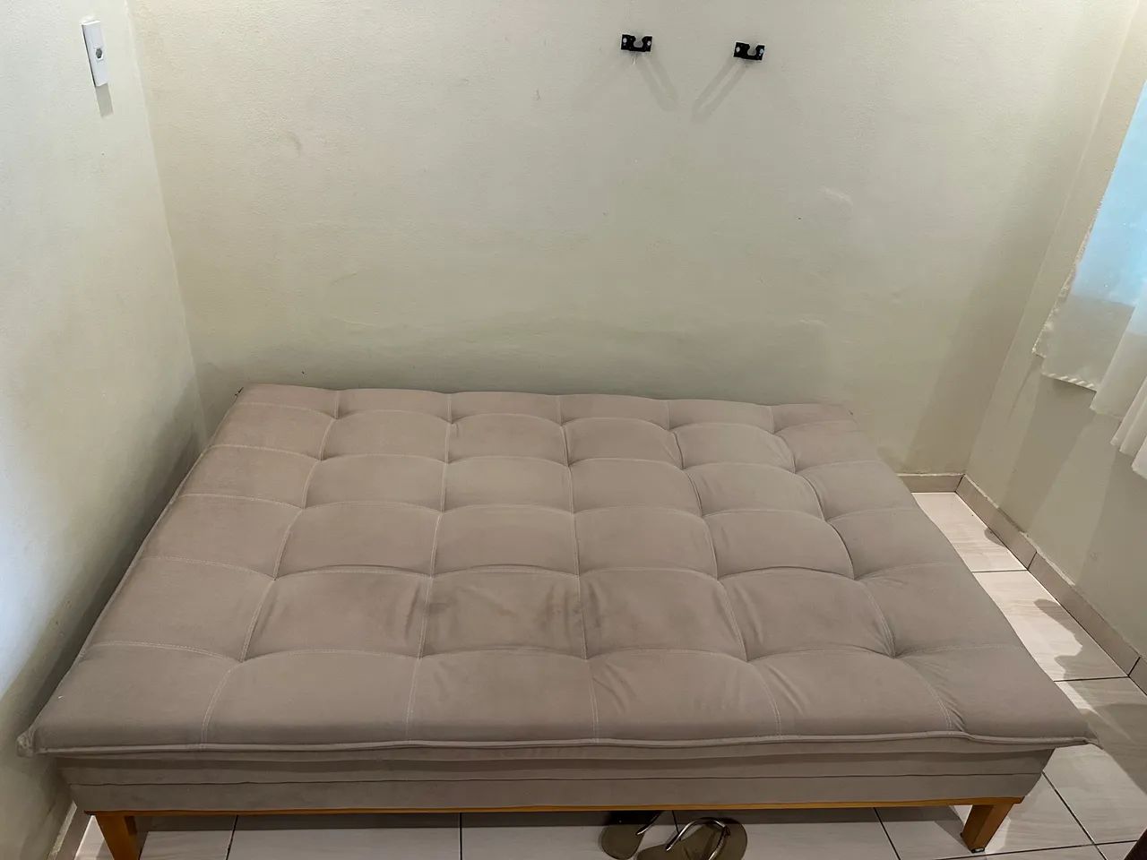 Vendo sofá cama com pouco tempo de uso  - Foto 3