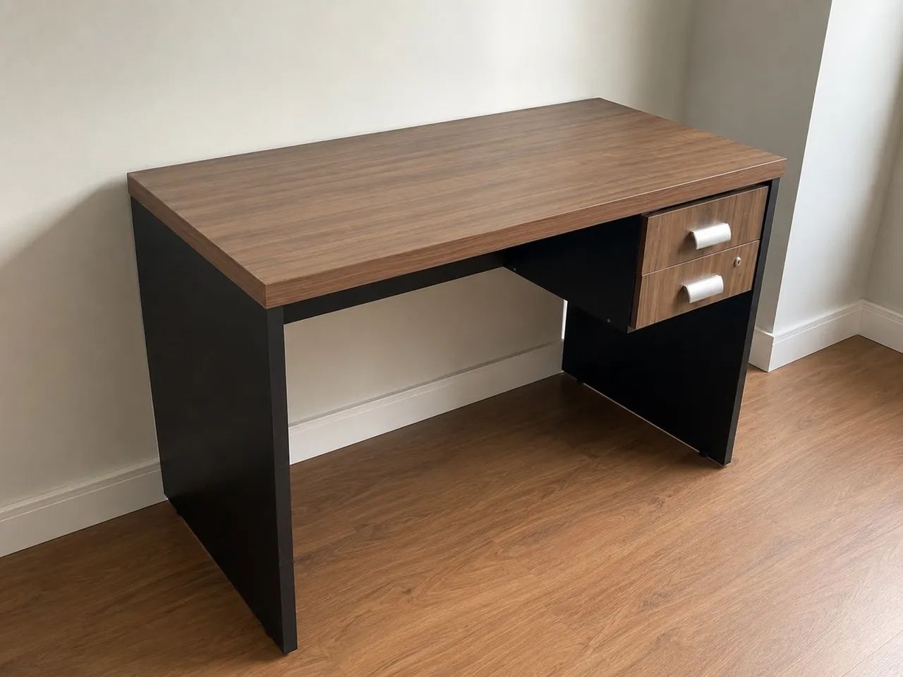Mesa de Escritório/Home Office 1,20m | Excelente Estado