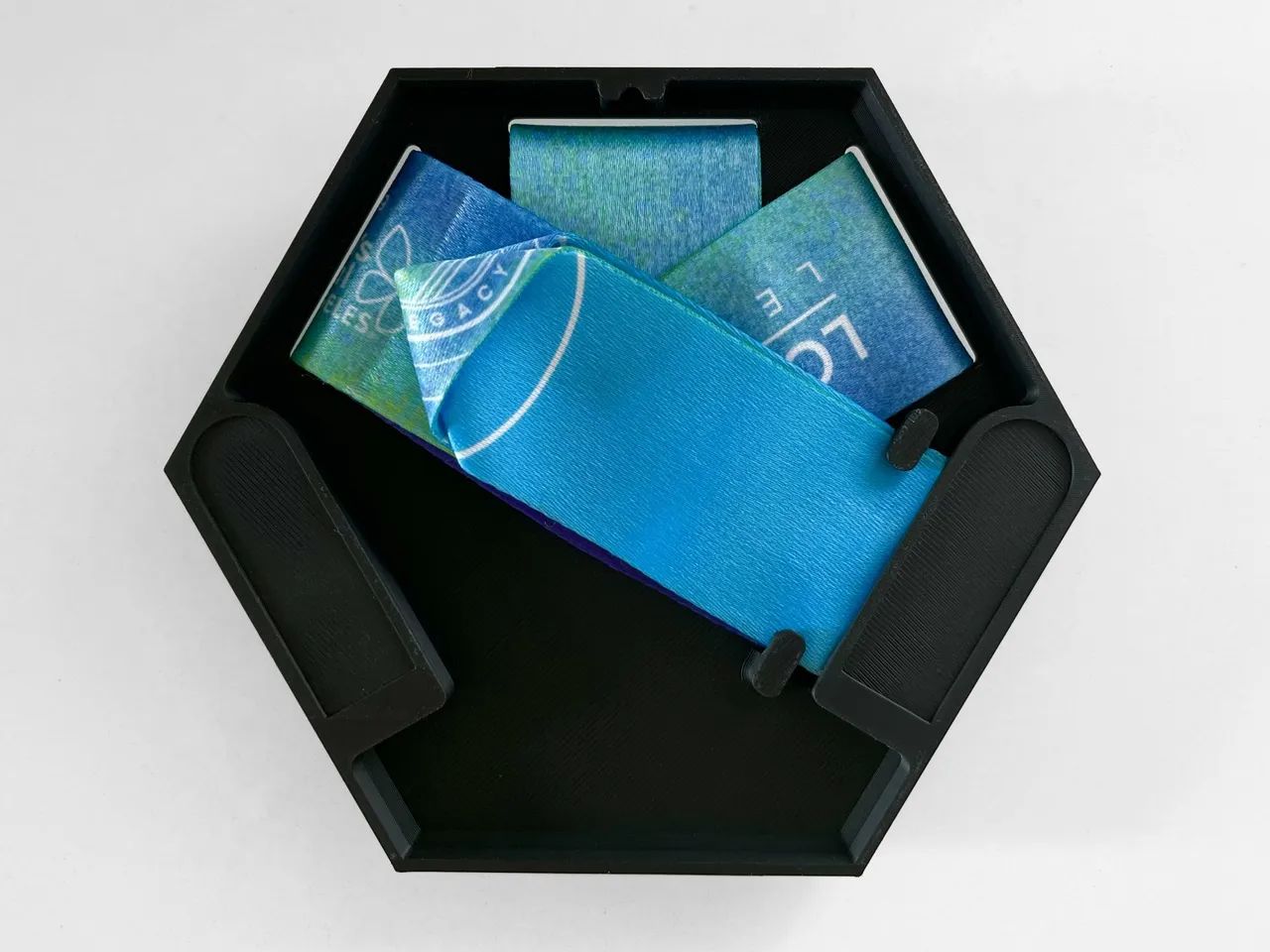 Suporte Hexagonal para Medalhas - Foto 4