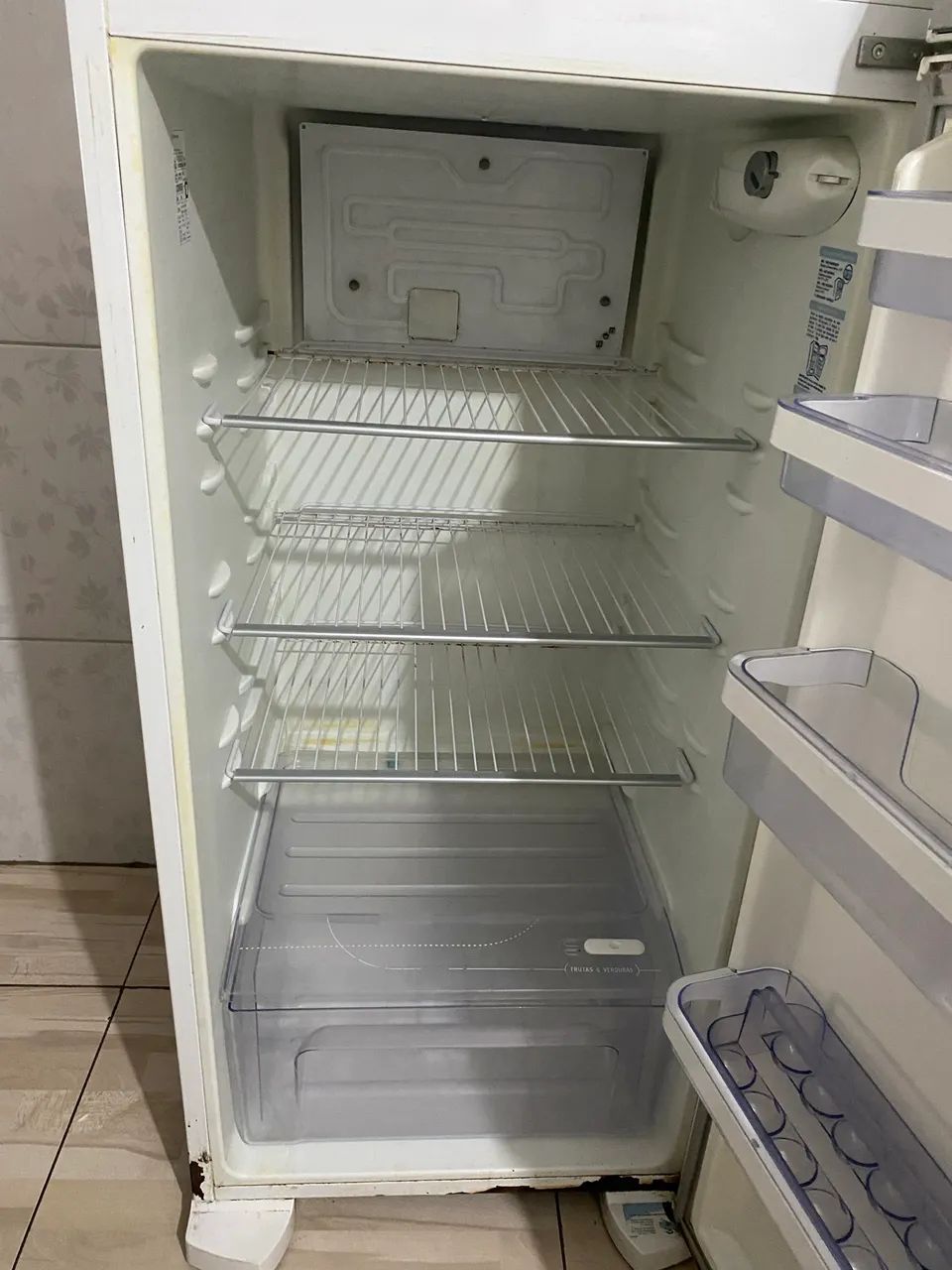 Geladeira eletrolux usada  - Foto 4