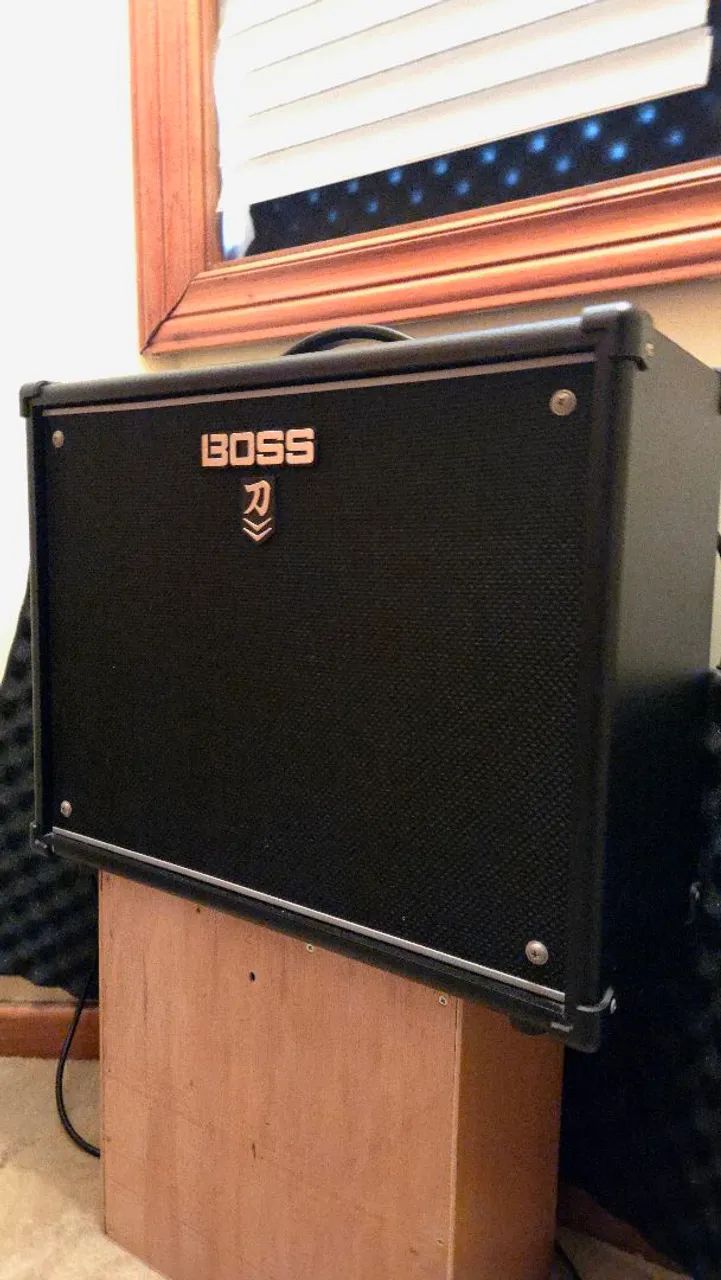 BOSS KATANA 100 WATTS