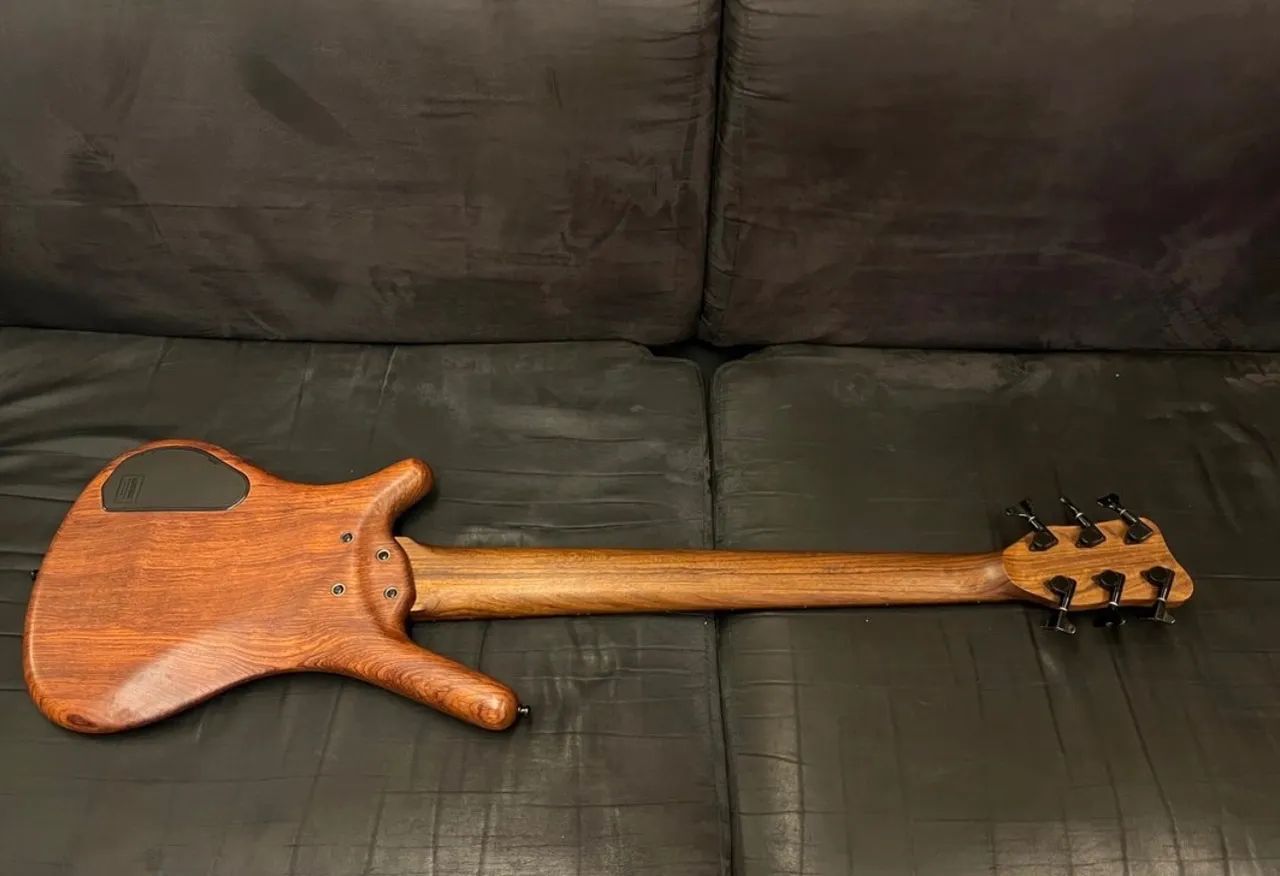 Warwick Corvette STD 6 - Foto 2