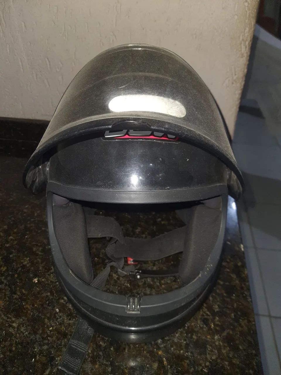 Capacete GOW - Ótimo Estado