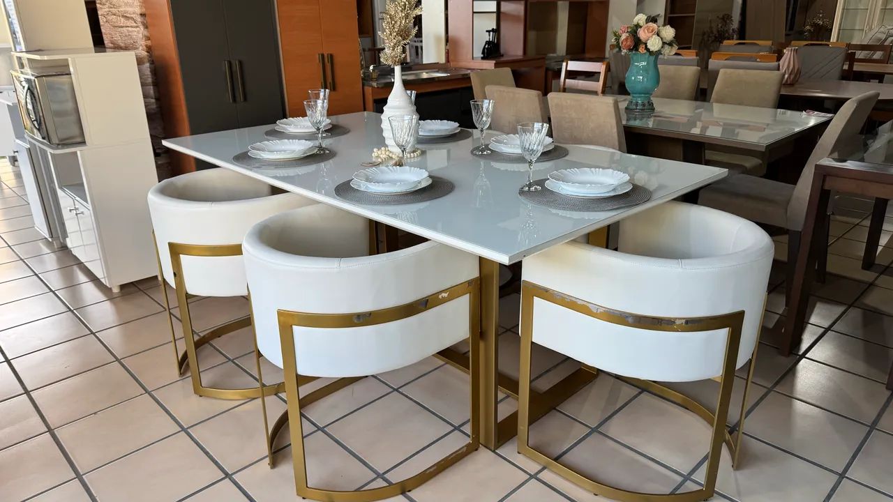 Mesa com 6 poltronas  - Foto 3