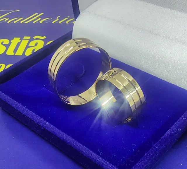 Alianças Casal Noivado Casamento Bodas Ouro 18 Kilates Peso 7.10 Gramas 6 mm Detalhes de 2 - Foto 4