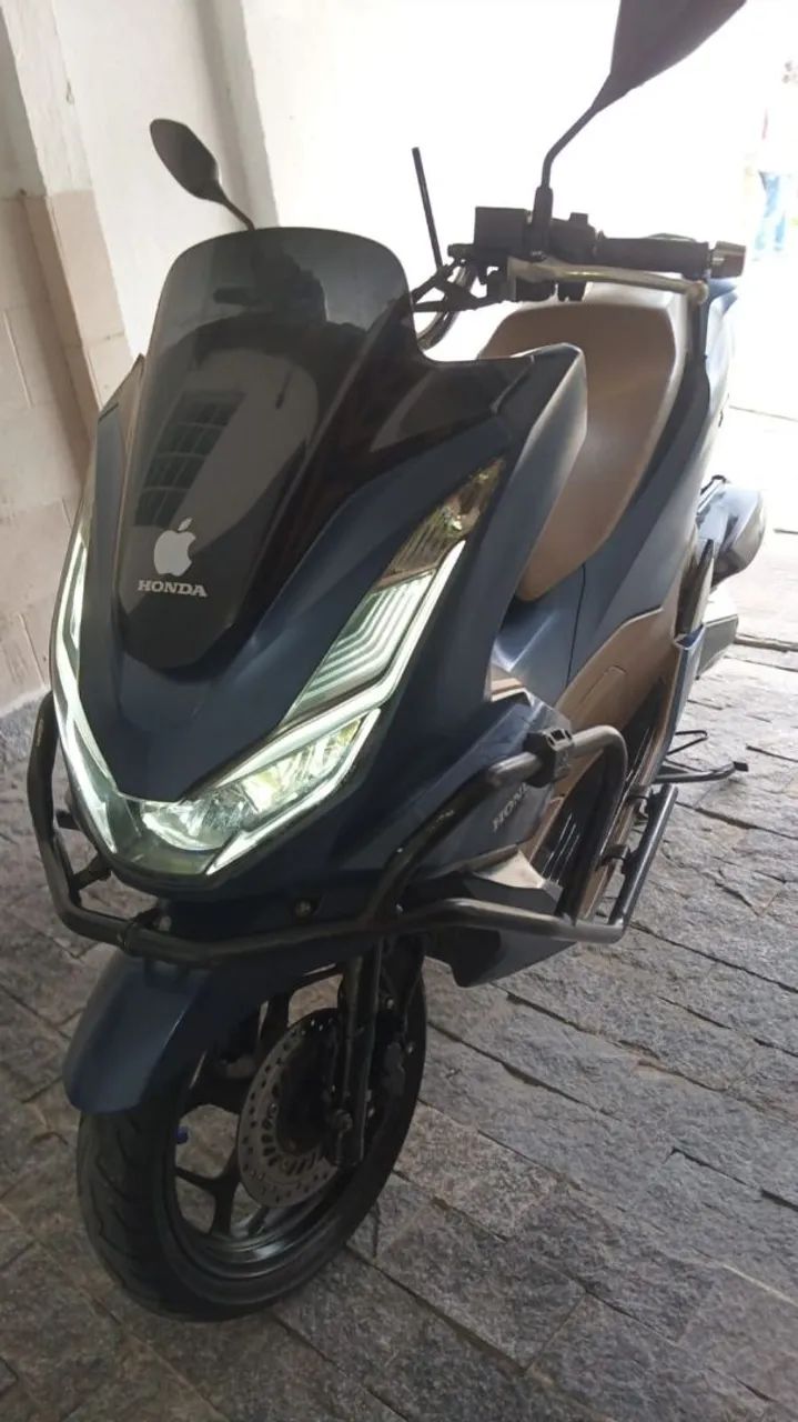 Pcx dlx 2023