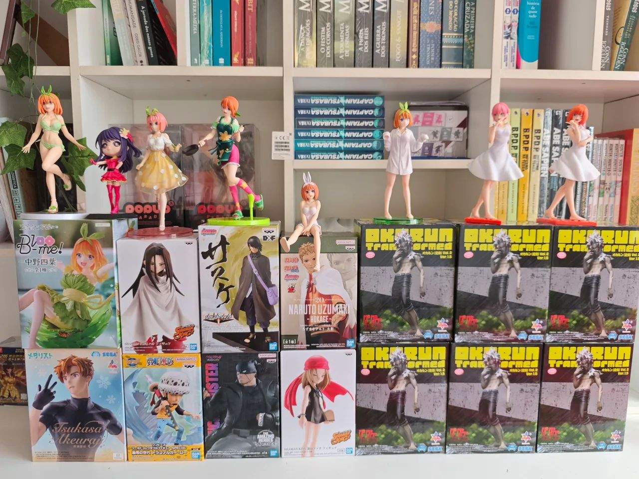 Action Figure oficiais.