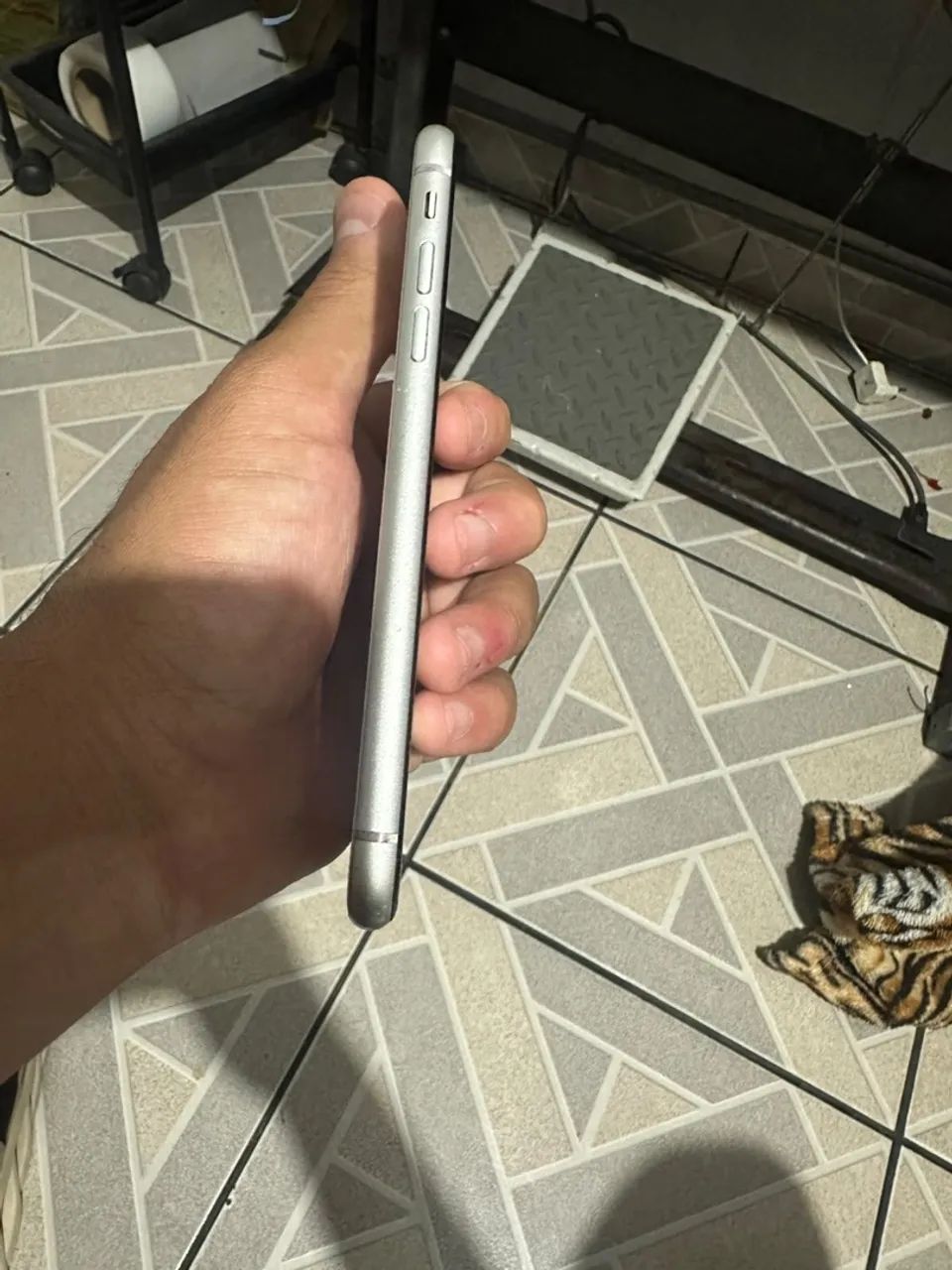 iPhone XR - 128 GB Branco - Foto 3