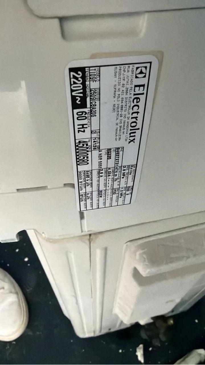 VENDO DOIS AR CONDICIONADO  - Foto 2