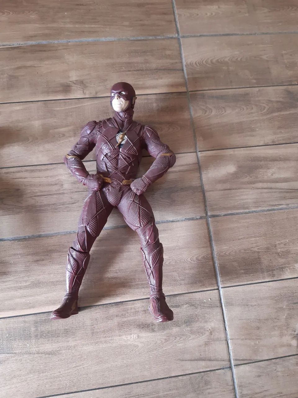 Bonecos, flash,hulk,Max stell e Batman  - Foto 5