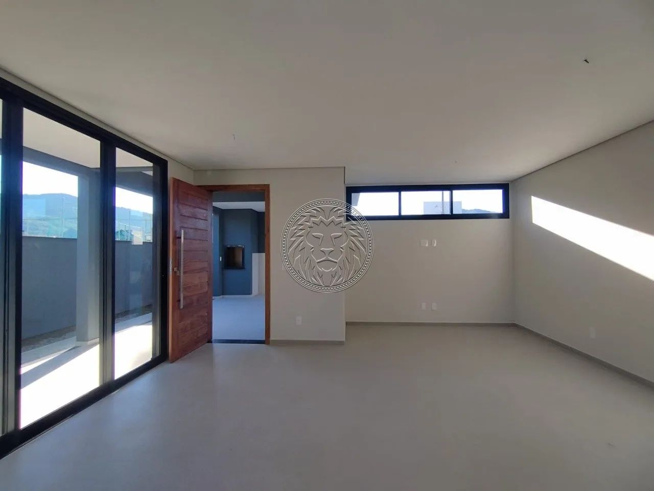 Casa com 3 Dormitórios na Praia Açores em Florianópolis SC - Foto 5