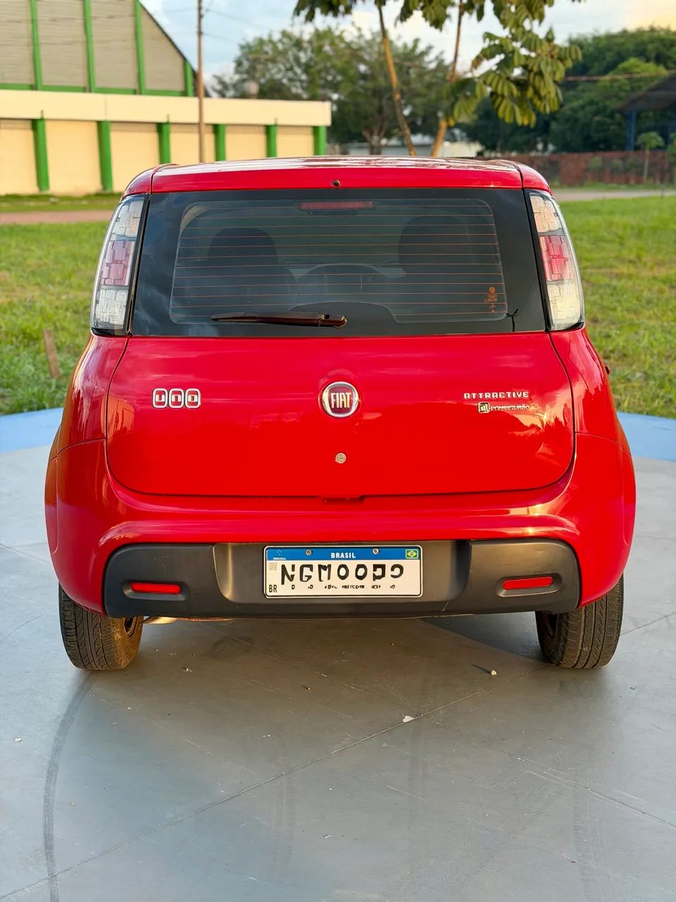 Fiat Uno Attractive 1.0 Flex 6V 5P 2017 - Foto 3