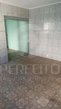 CASA PARA MORADIA OU COMÉRCIO COM 3 DORMITÓRIOS E SALA AMPLA - Foto 3
