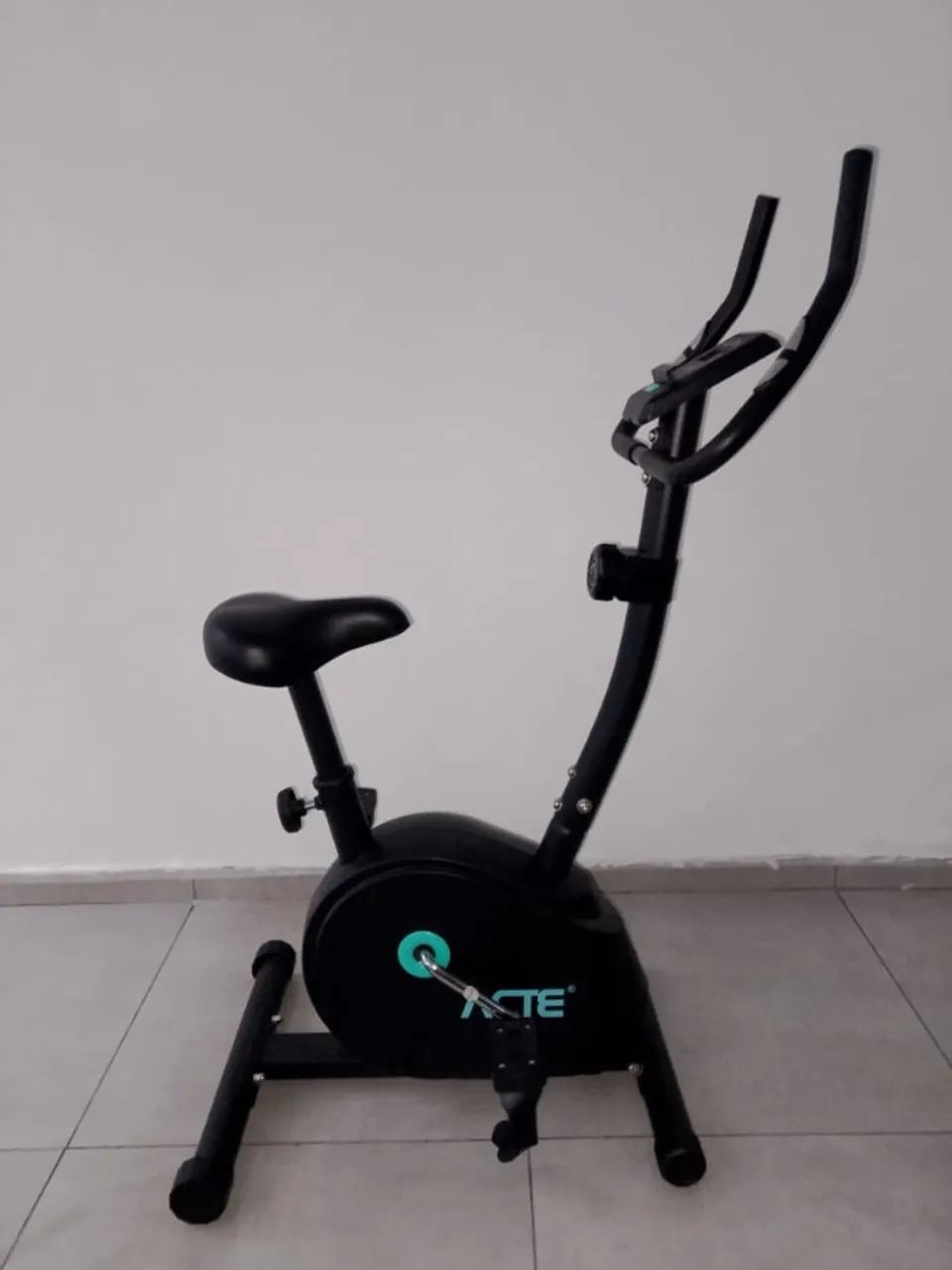 ? Bicicleta Ergométrica Acte Sports - Pouco uso