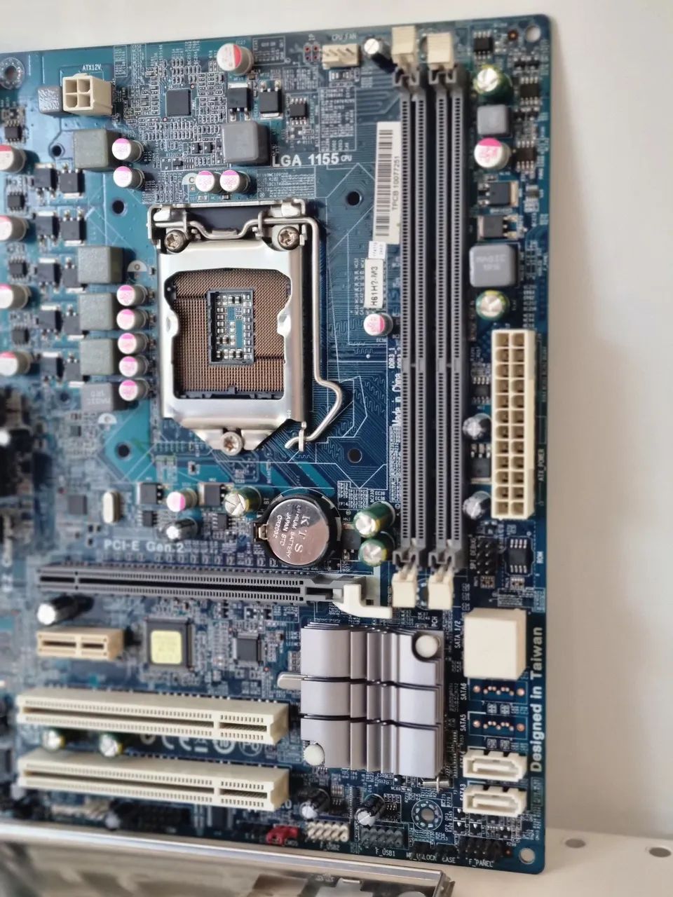Placa Mãe ECS Socket 1155 com HDMI Espelho Ótimo Estado  - Foto 2