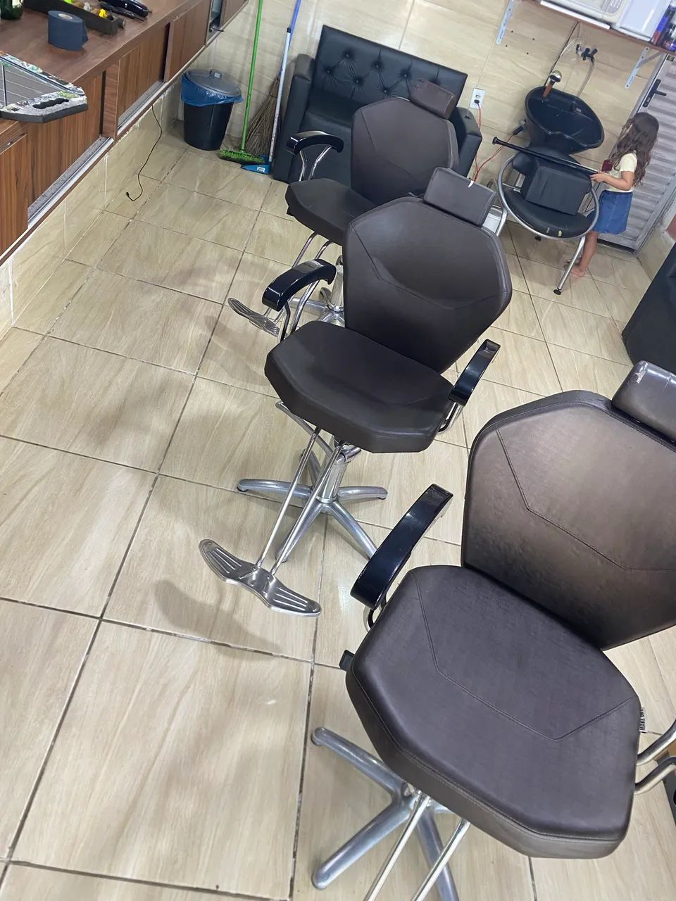 Cadeiras para barbeiros  - Foto 4