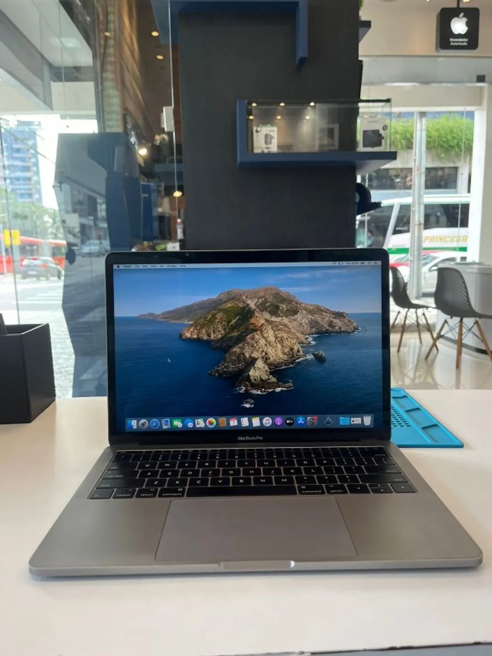 Macbook Pro 13 polegadas Processador i5 / Memória Ram 8GB / 256GB