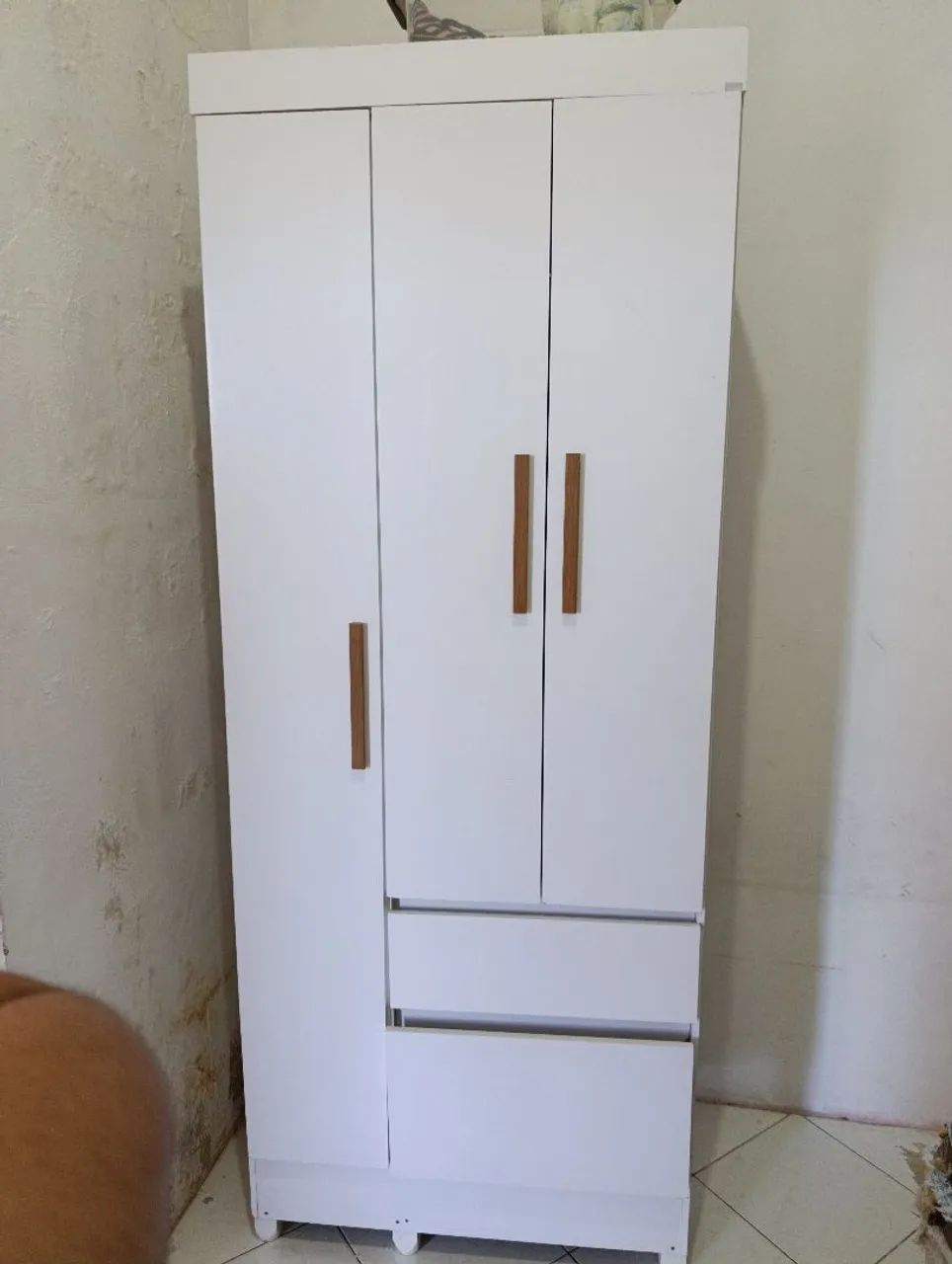 Guarda Roupa - bem conservado 