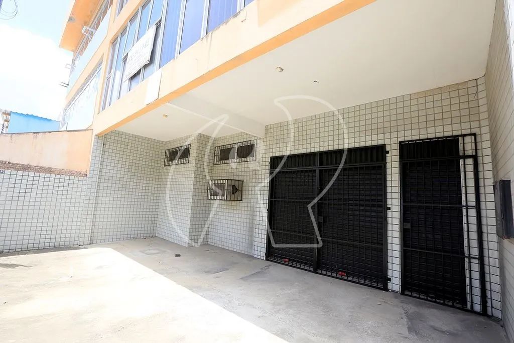 Excelente galpão duplex, proximo a avenida heraclito graça, com estrutura para produção e  - Foto 2