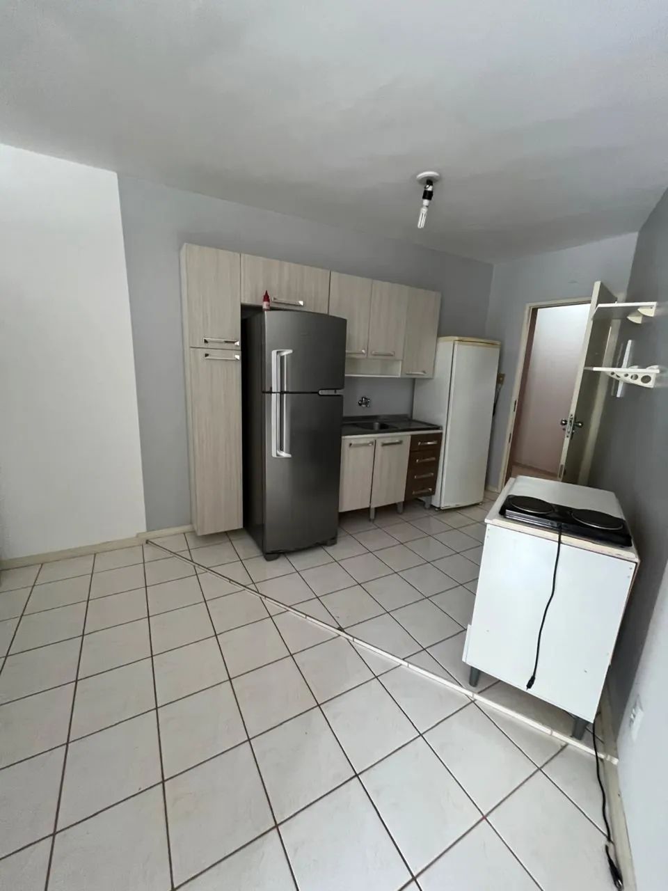 Alugo apartamento mobiliado de 1 quarto na trindade  - Foto 2