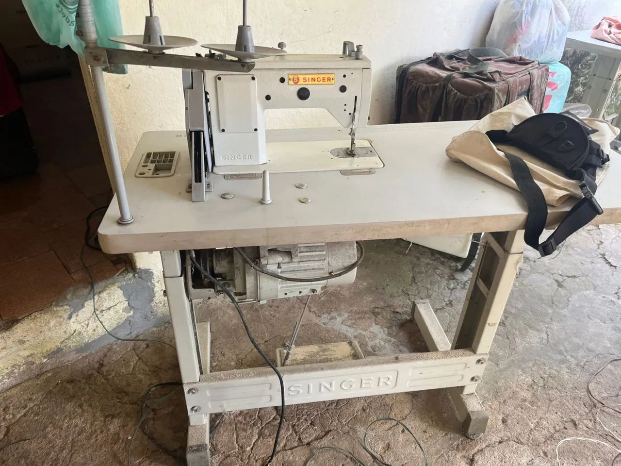 Máquina de costura semi industrial  - Foto 2