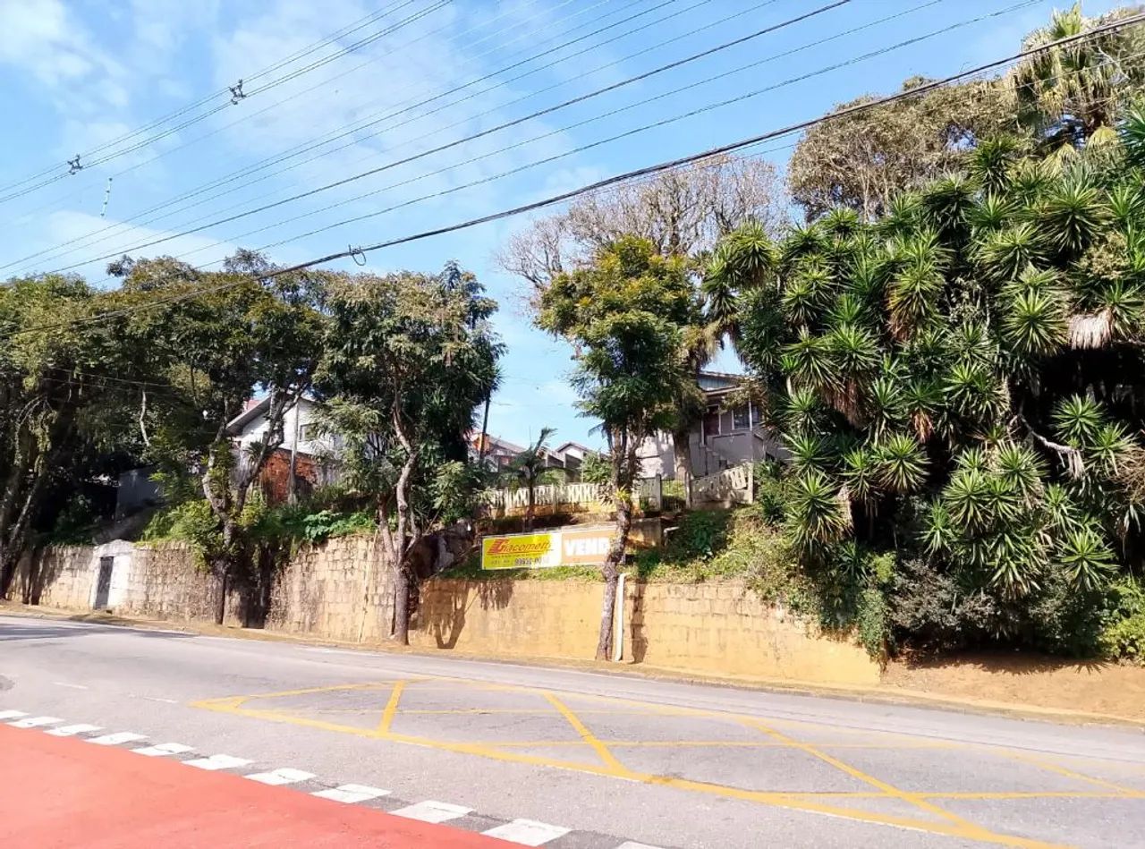 MERCÊS TERRENO