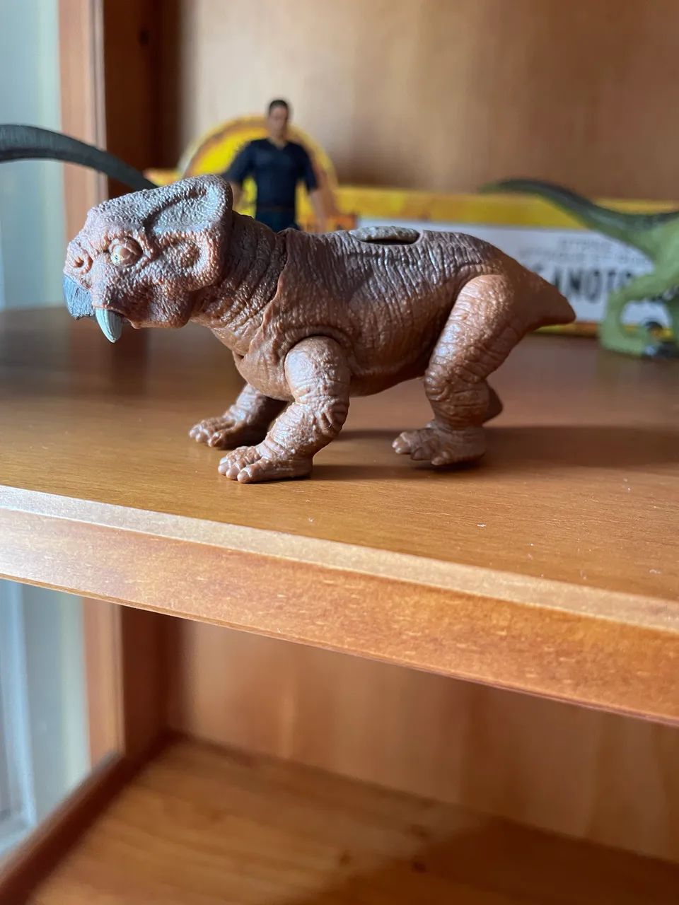 Jurassic World Maise + Lystrosaurus - Foto 3