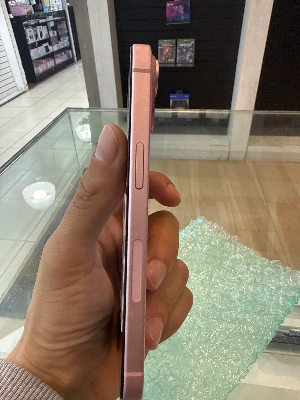 Iphone 15 128 Bateria 86% tela trocada - Foto 3
