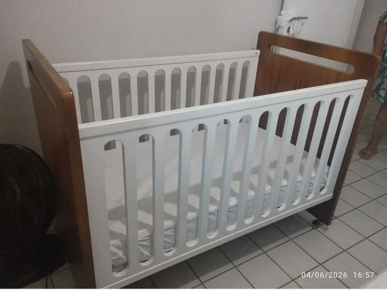 Berço de madeira infantil 