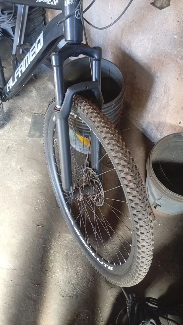Vendo bicicleta aro 29 - Foto 5