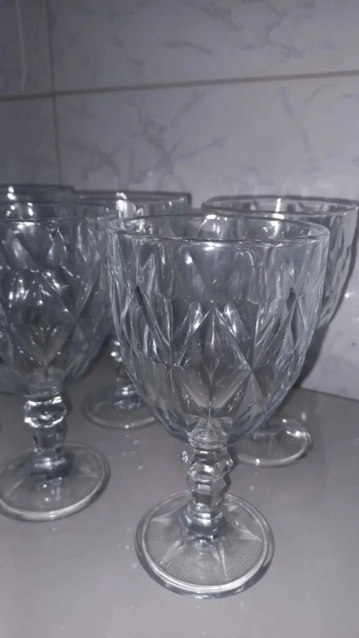 Conjunto com 6 taças 