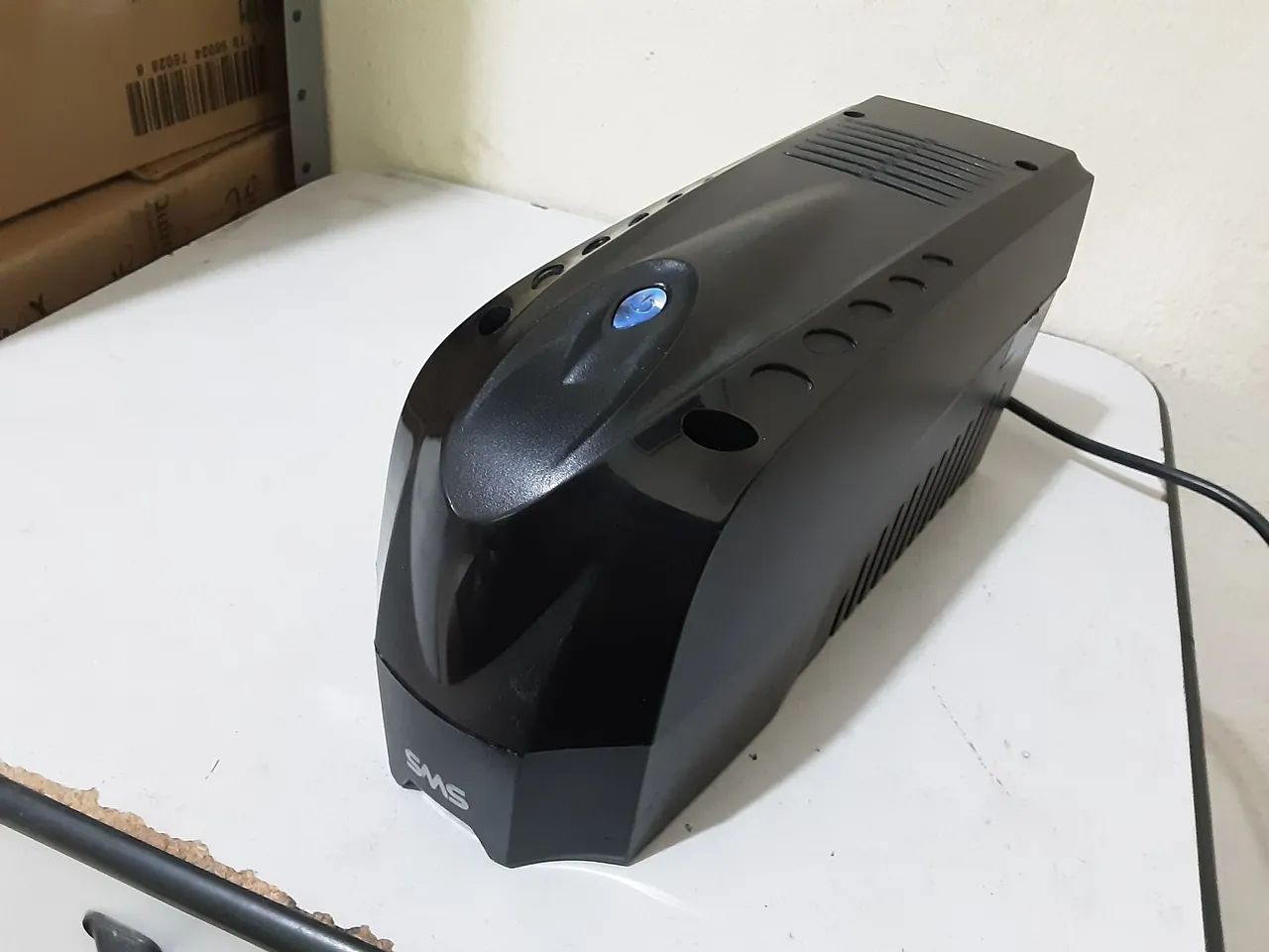 Nobreak SMS 700 va bivolt com bateria nova