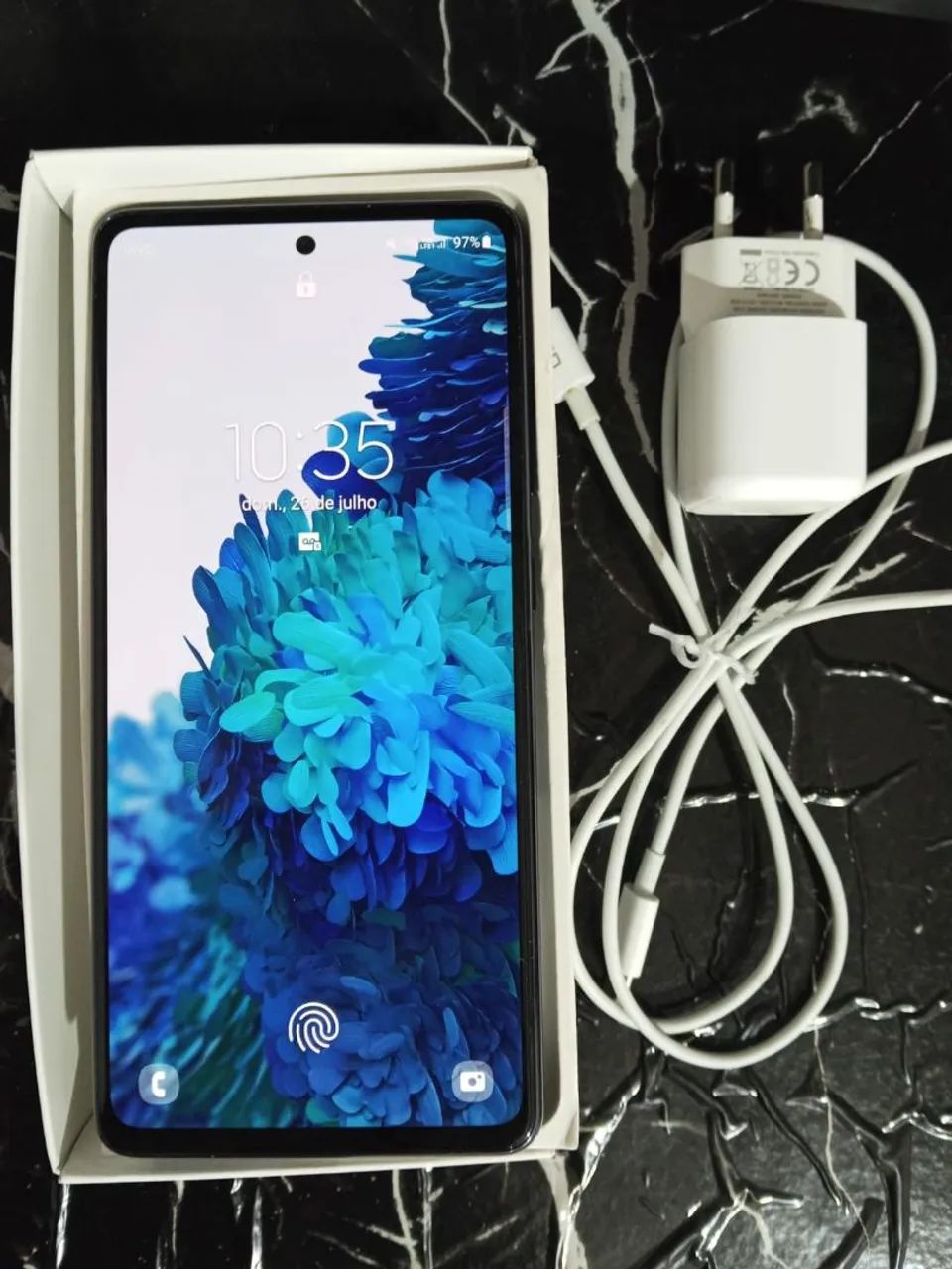 Sansung galax s20 fe 