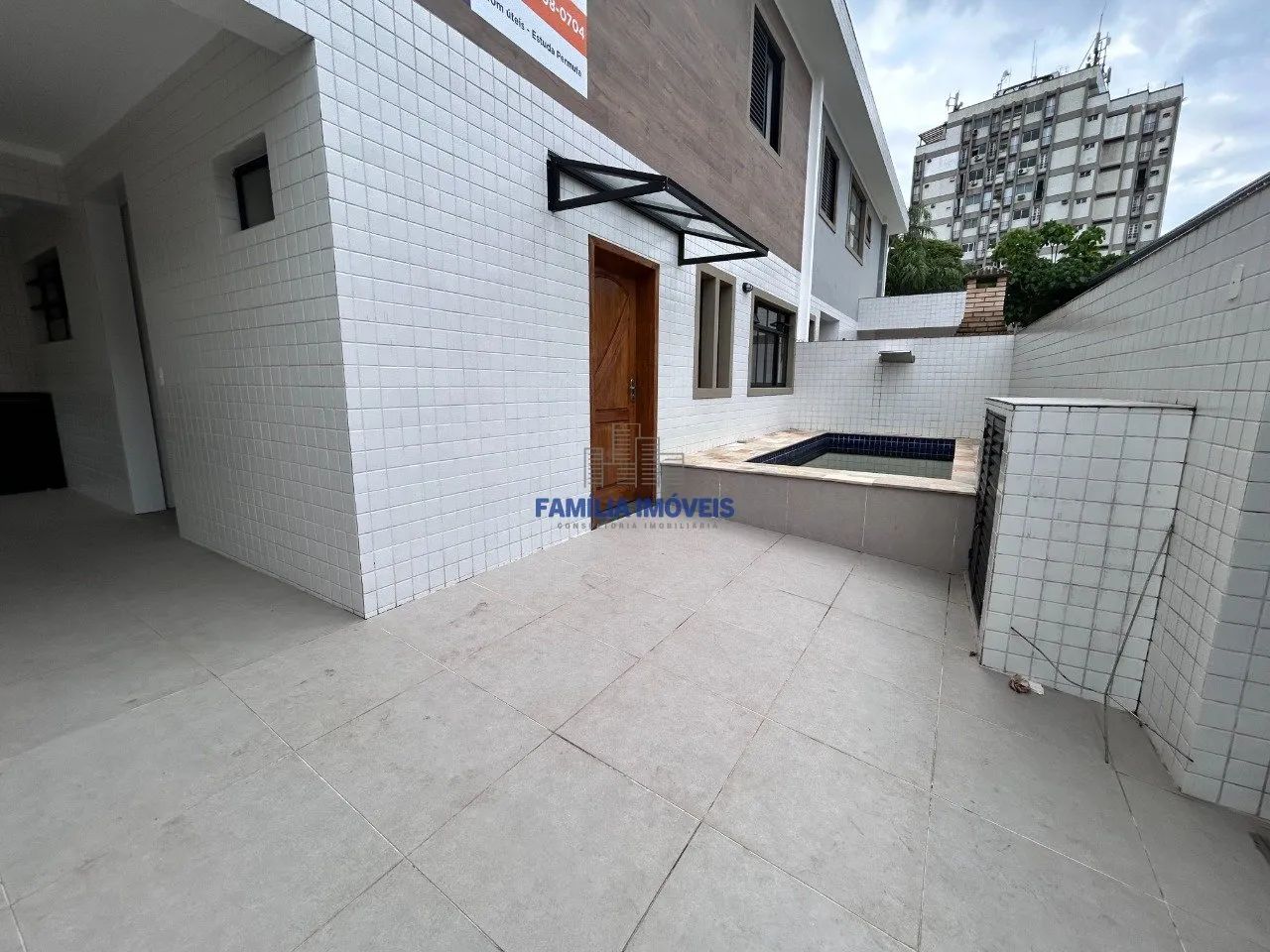 Sobrado para alugar 3 quartos piscina na Vila Belmiro em Santos SP