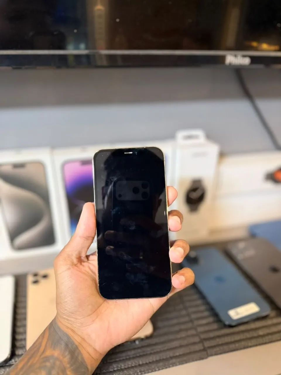 IPHONE 12 PRO 256GB<br>R$ 2.050 - Foto 5